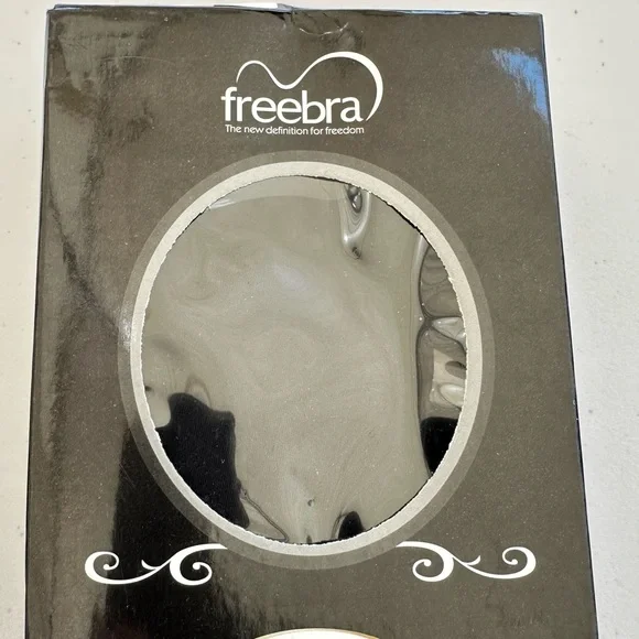 Women's Invisible Push-Up Bra - Picture 6 of 8